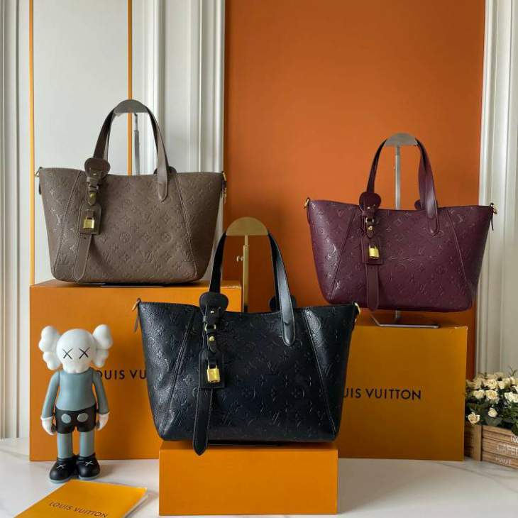 Picture of Louis Vuitton Handbags _SKUfw212757038fw
